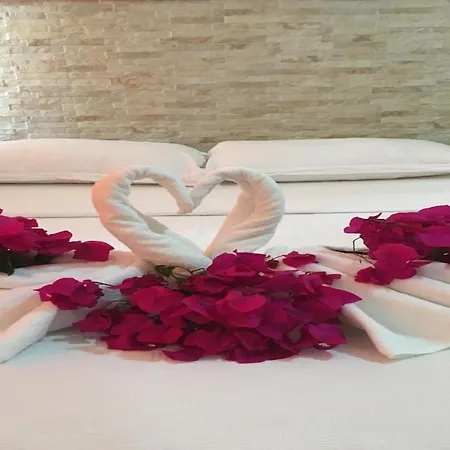Livane Hotel *