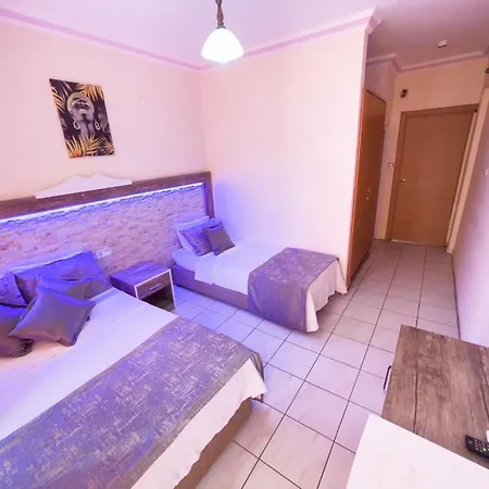 Livane ホテル アランヤ